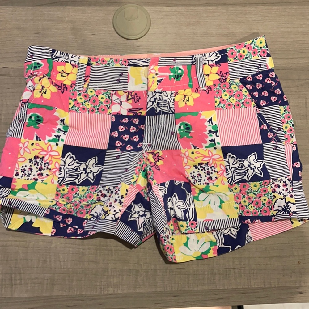 Lilly shorts size 0